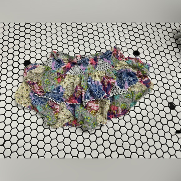 Victoria’s Secret skirt size medium - Picture 2 of 3